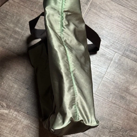 Prada Nylon Olive Green Shoulder bag - Picture 6 of 16